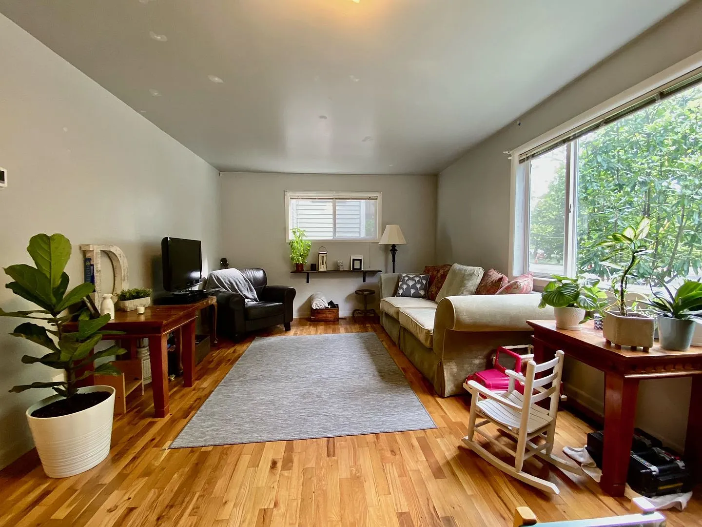 325 NW 9th St Apartments — Photo 4