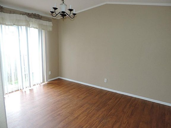 3rd image of 10215 Elderberry Park Ln