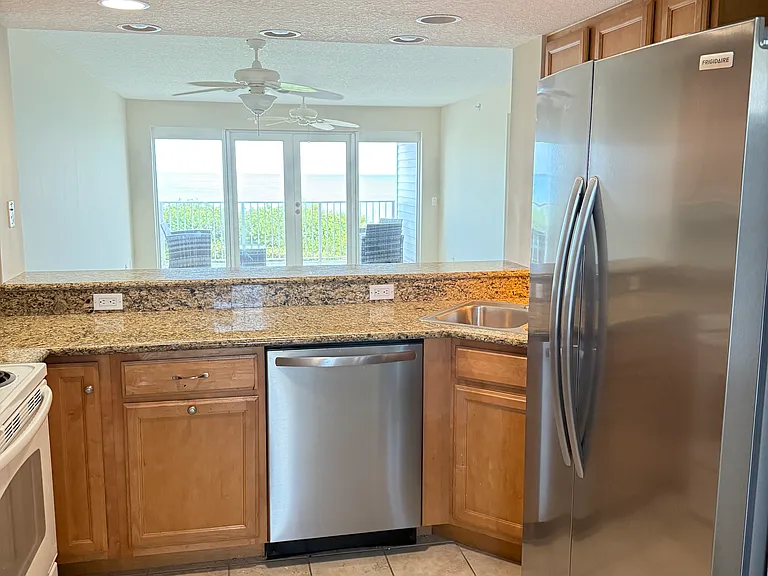 2700 Ocean Dr #208S — Photo 11