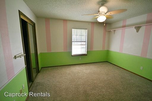5th image of 216 Chanticleer Pl