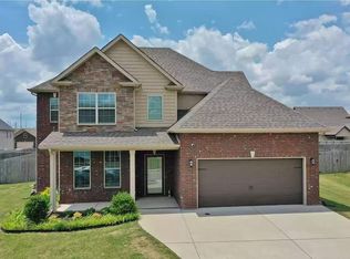 1053 Thrasher Dr, Clarksville, TN 37040