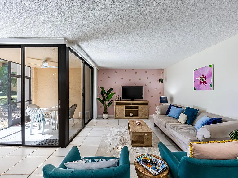 2255 Lindell Blvd #4108 — Photo 8