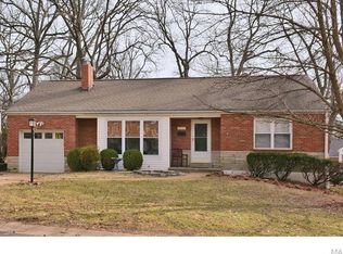 1202 Cheshire Ln, Saint Louis, MO