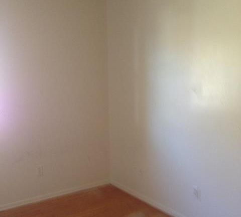 4th image of 1802 Clayburn Cir
