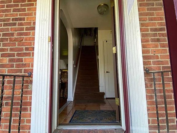 3rd image of 196-14 McLaughlin Ave