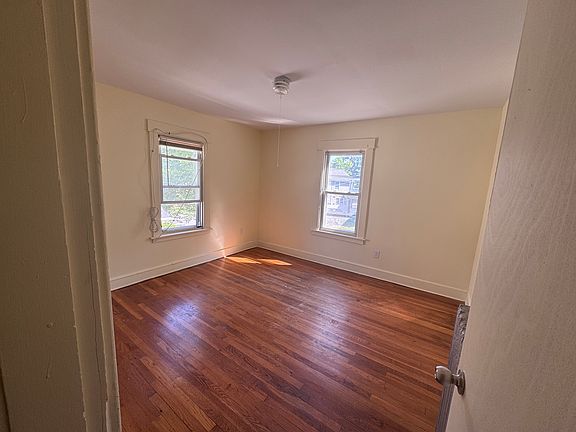3rd image of 41 Ralph St #41