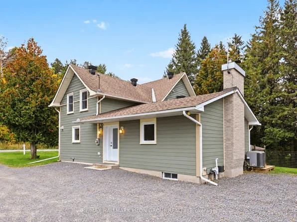 877 Saint Felix Rd, Clarence Rockland, ON K0A 2A0