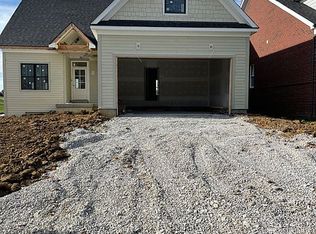 1135 Greens Dr, Simpsonville, KY