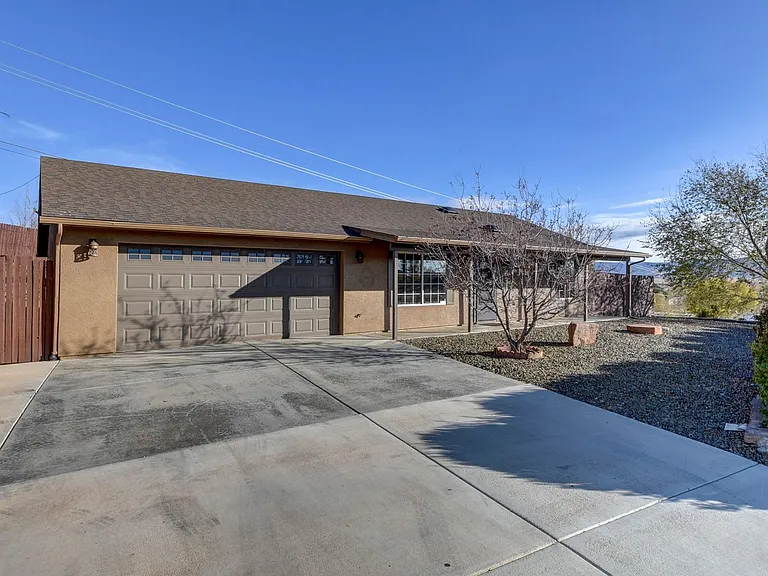 8660 E Manley Dr — Photo 3