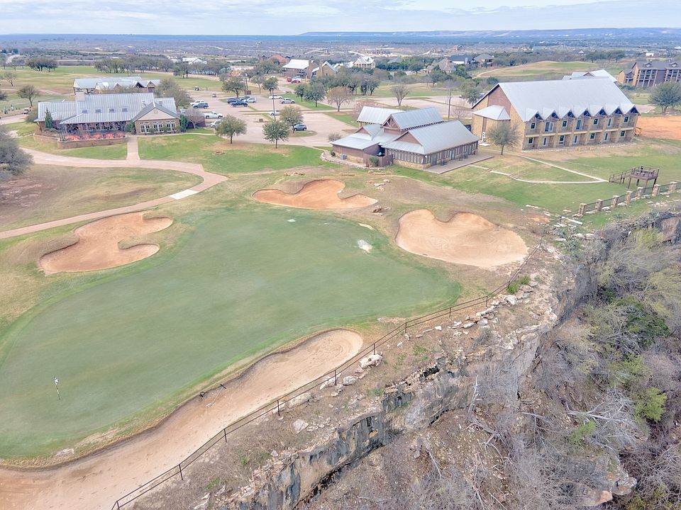 1st image of 435 Turnberry Loop