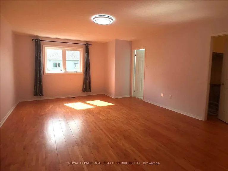 5252 Bushelgrove Cir — Photo 16