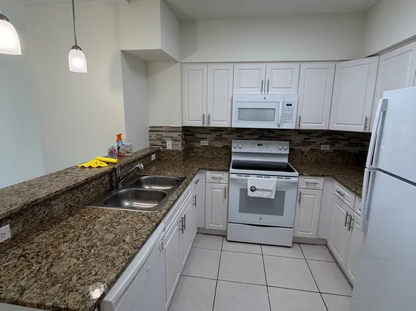 2603 NW 16th Street Rd, Miami, FL