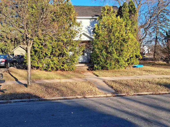 1741 SPRUCE STREET, Stevens Point, WI 54481