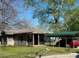 104 S 1st Ave, Dougherty, OK 73032