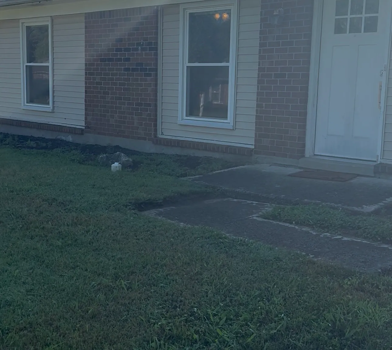 3 bed, 1000 sqft, $1,500 — Photo 1