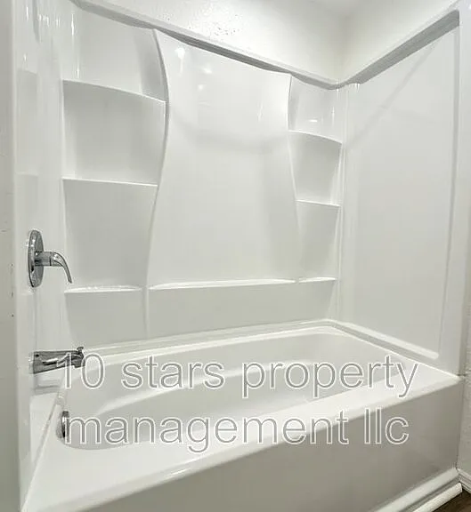 14125 Palm St #4 — Photo 17