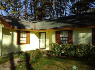 807 Pine Ridge Dr, Riverdale, GA 30274