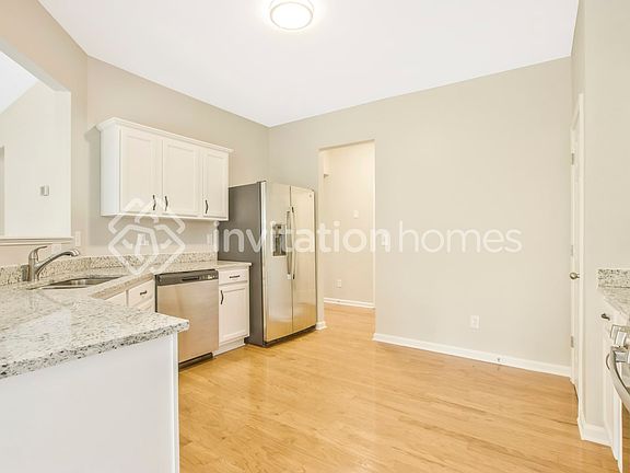 5th image of 5539 Petite Ct