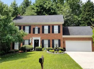12422 Bentcreek Ln, Matthews, NC 28105
