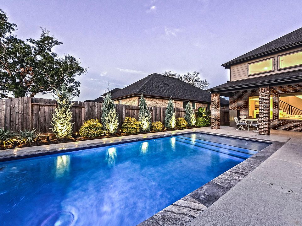 1st image of 2551 Ravenna Ct
