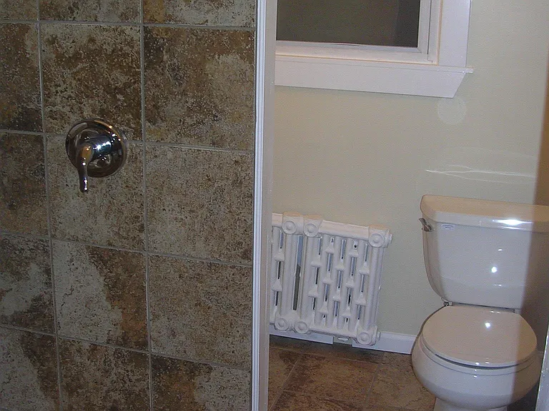 470 Washington Ave — Photo 4