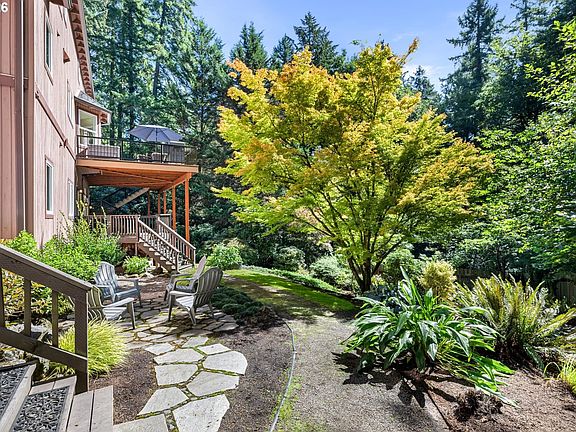 3rd image of 2726 SW 28th Dr