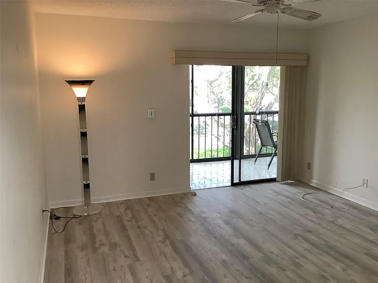 15126 Ashland St #246 — Photo 11