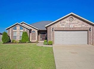 1914 SW Birch St, Bentonville, AR 72713