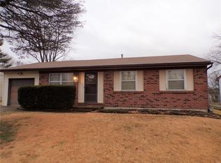 3405 Fleet Ln, Saint Charles, MO 63301
