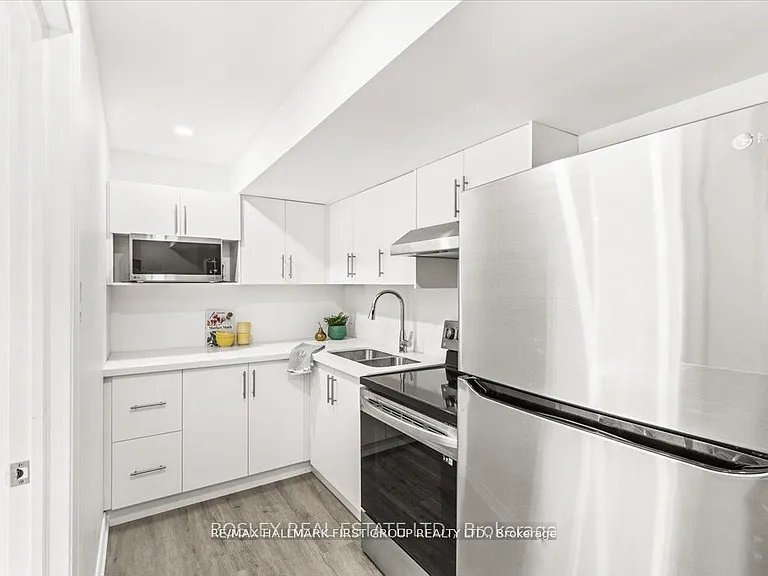 14 Mulgrave St #BASEMENT — Photo 2