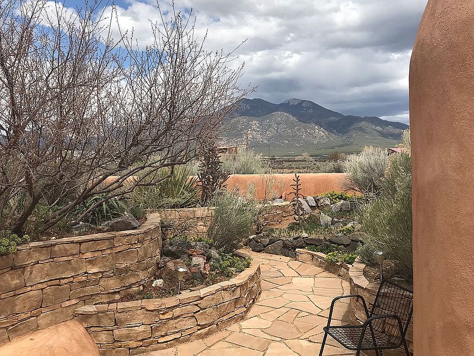 2nd image of 1328 Conejo Rd