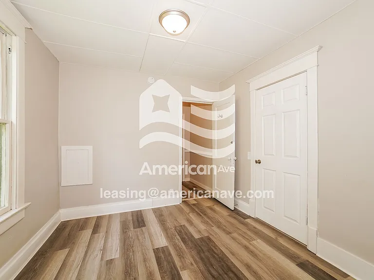 1620174_008_main_bedroom_13795124.jpg