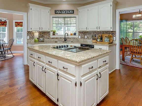 4th image of 4220 W Jevon Ln