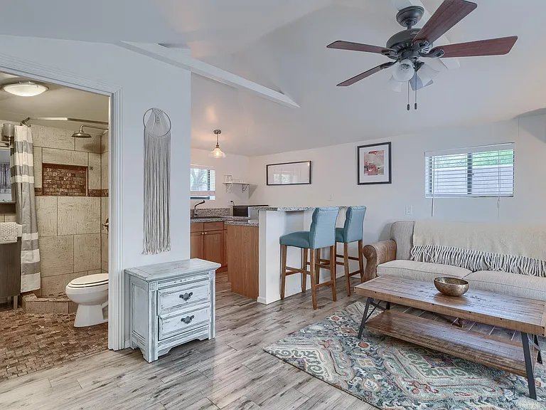 2-2626 E Hedrick Dr #2 — Photo 15