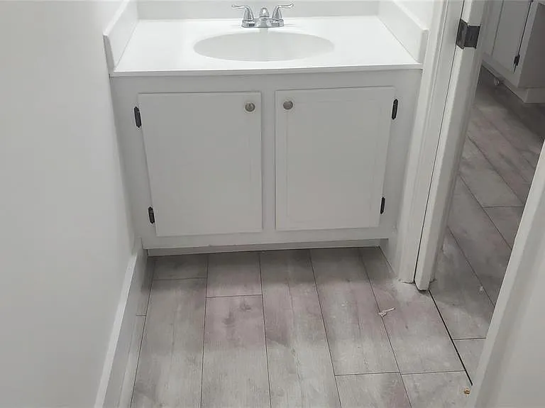 721 SE 1st Way #C13 — Photo 18