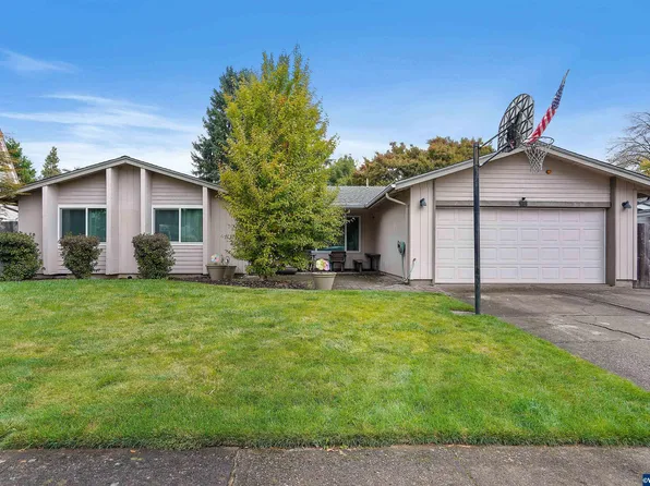 4575 Selby Ct NE, Salem, OR 97305