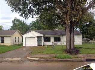 5031 Hull St, Houston, TX 77021