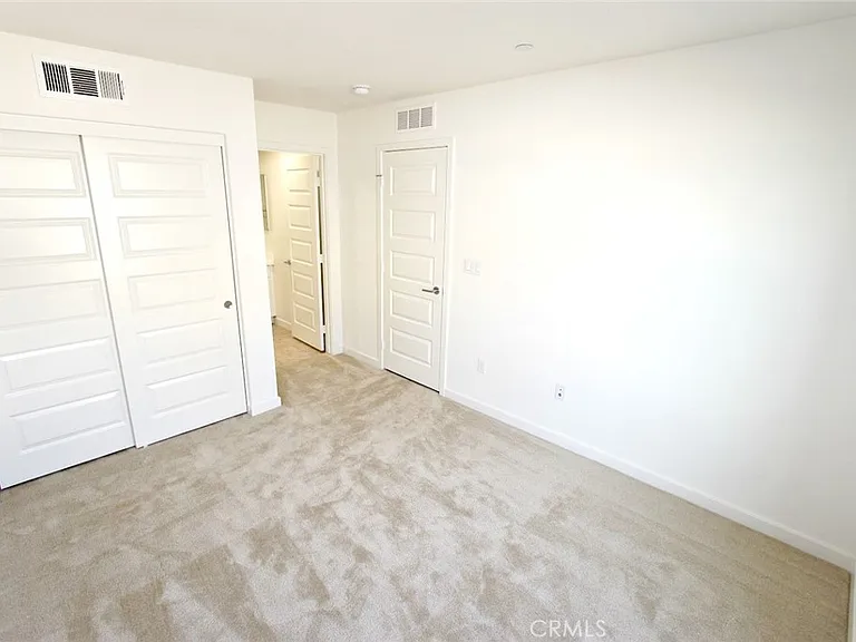 21038 Cornerstone Dr — Photo 15
