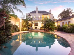 164 N Woodburn Dr, Los Angeles, CA 90049