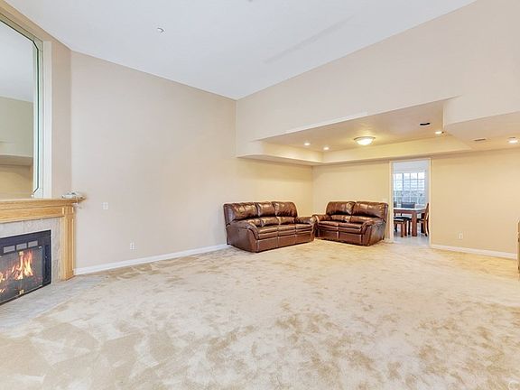 5th image of 320 California St Unit C