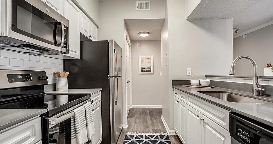 The Crossing at Barry Road Apartments — Photo 1