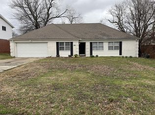 7037 E 58th Pl S, Tulsa, OK 74145