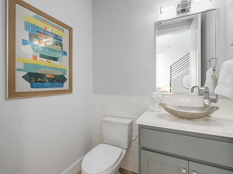 3202 Westhill Dr #B — Photo 7