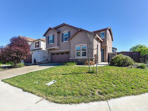 3rd image of 1814 Mezger Dr
