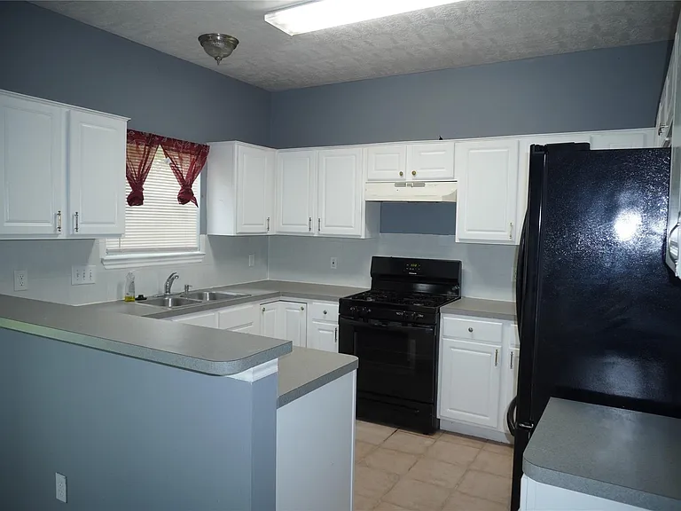 3352 Jan Ct — Photo 34