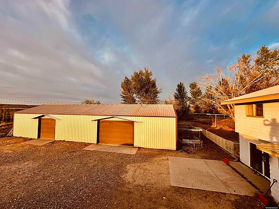3rd image of 433 Rendezvous Rd
