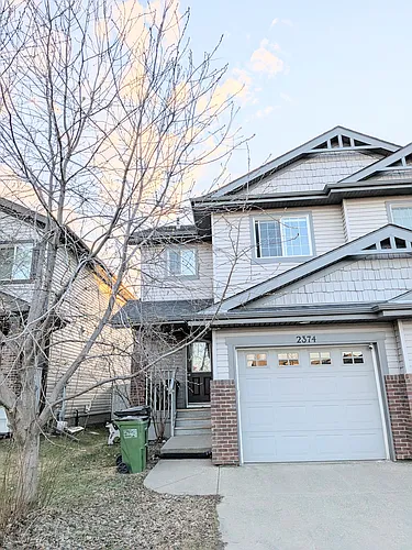 2374 Casselman Cres SW Photo 1