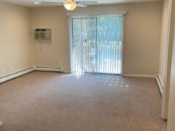 5th image of 10010 S Westnedge Ave APT 2D