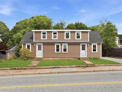 65 New London Ave, Warwick, RI, 02886