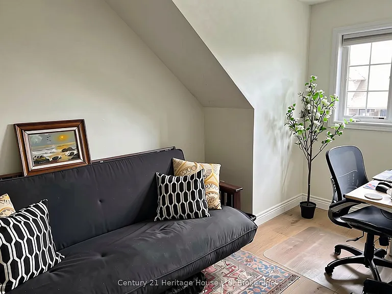 654 Woodlawn Rd E #B — Photo 28